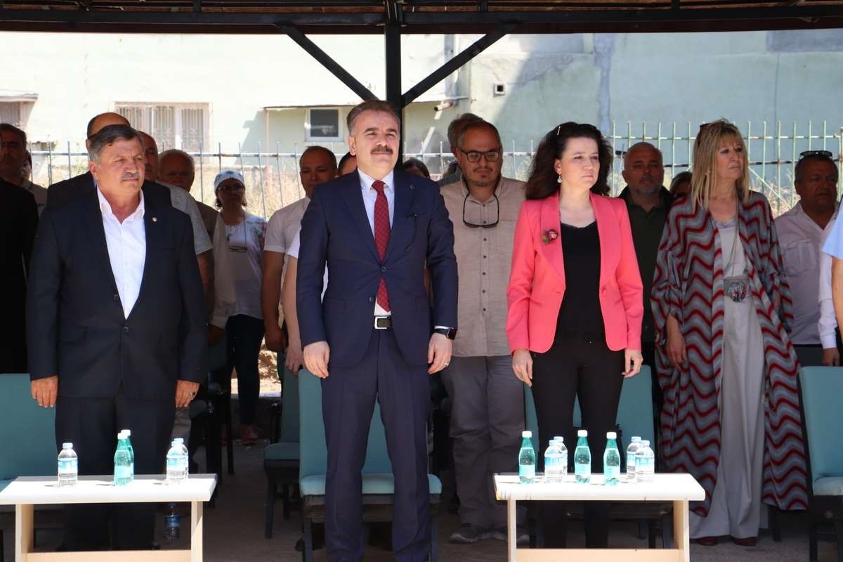 BALIKESİR’İN EDREMİT İLÇESİNDE HAYAT BOYU ÖĞRENME HAFTASI ETKİNLİKLERİ ÇERÇEVESİNDE EDREMİT