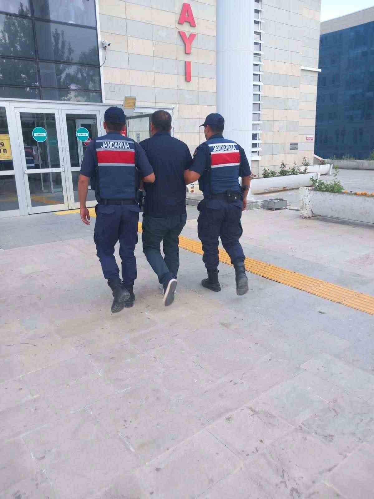 ELAZIĞ’DA HAKKINDA 10 KESİNLEŞMİŞ HAPİS CEZASI VE ARANMA KAYDI BULUNAN