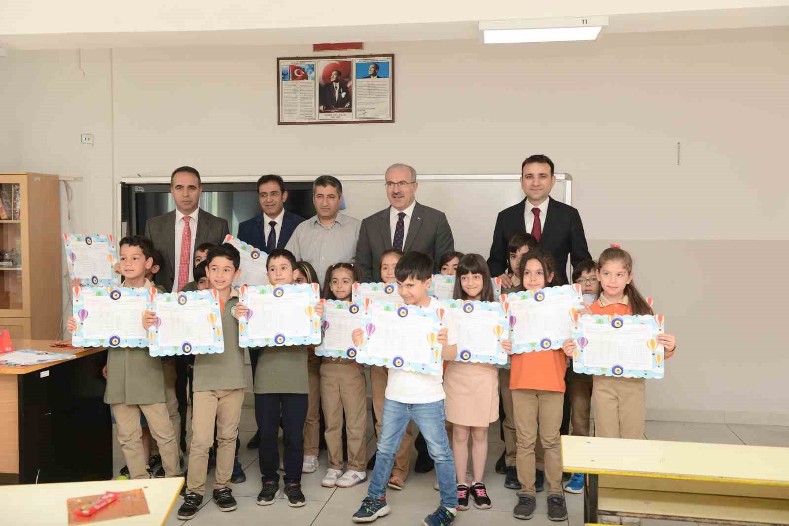 ELAZIĞ’DA 134 BİN ÖĞRENCİ KARNE HEYECANI YAŞADI.