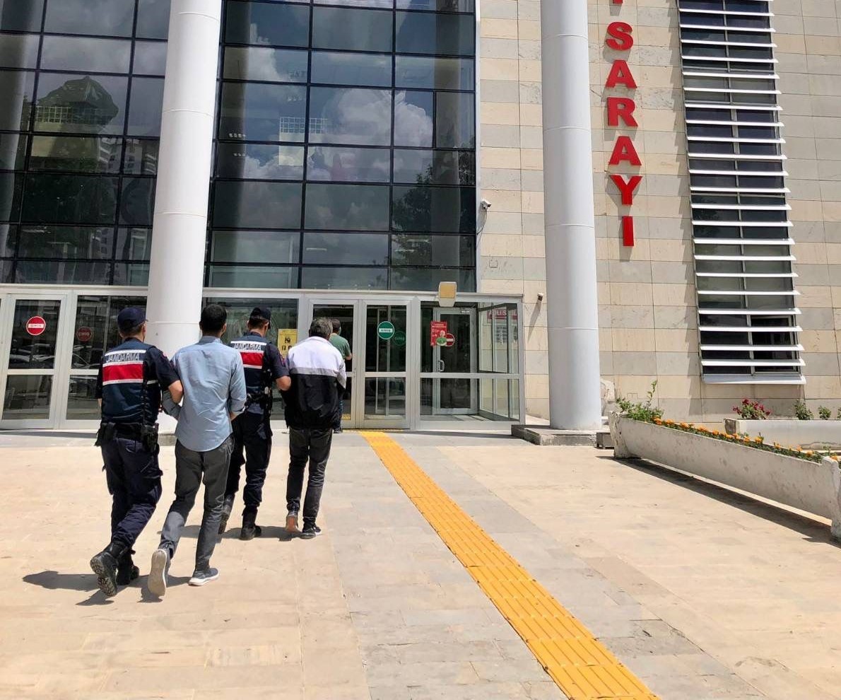 ELAZIĞ’DA HAKLARINDA TOPLAMDA 18 YIL 8 AY KESİNLEŞMİŞ HAPİS CEZASI