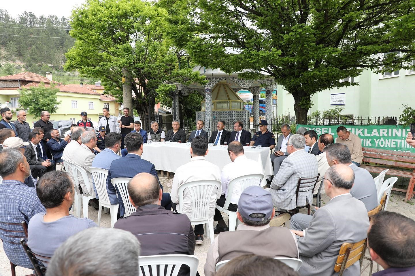 EMET KAYI KÖYÜNÜN İHTİYAÇ VE TALEPLERİ ELE ALINDI