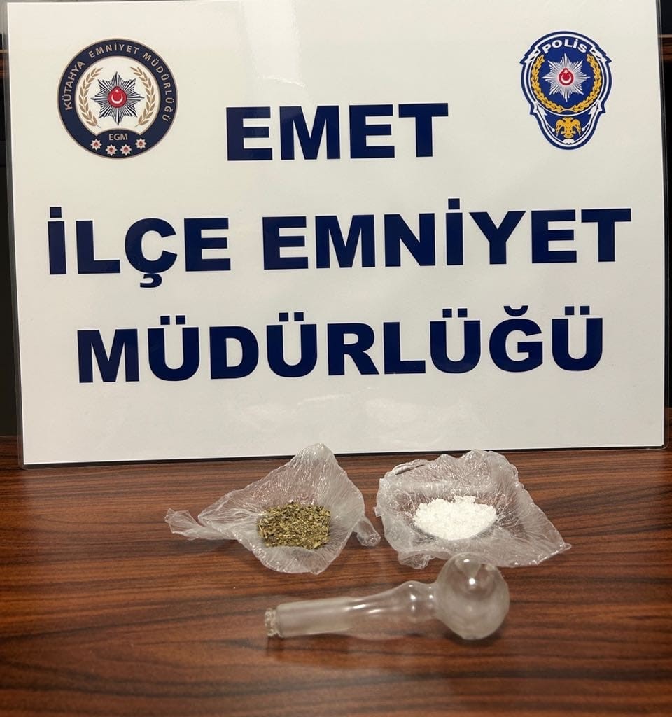 EMET’TE BİR KİŞİNİN ÜZERİNDE UYUŞTURUCU ELE GEÇİRİLDİ