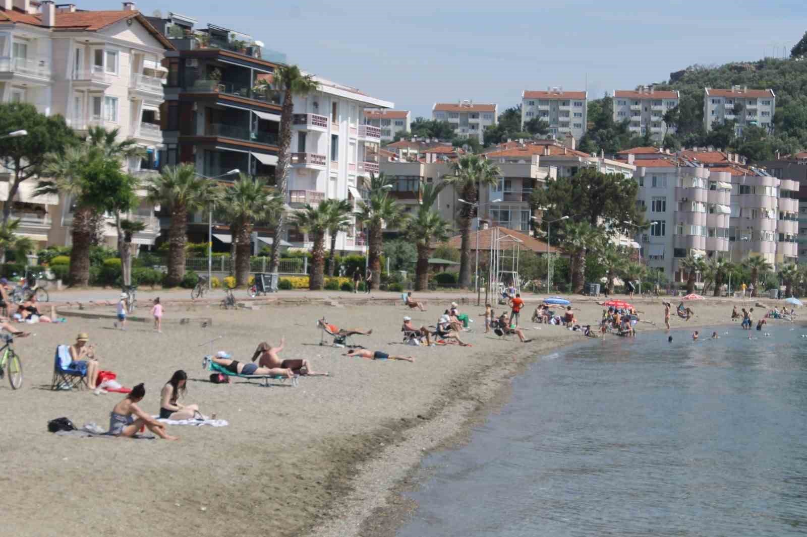 ERDEK'TE DENİZ SEZONU AÇILDI