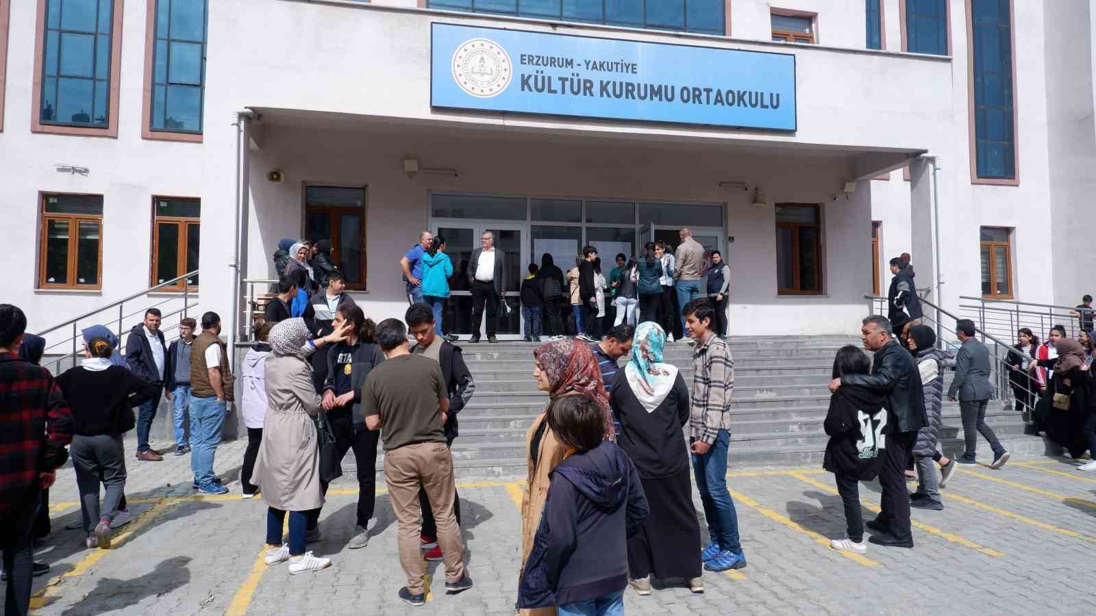 ERZURUM'DA LGS HEYECANI BAŞLADI