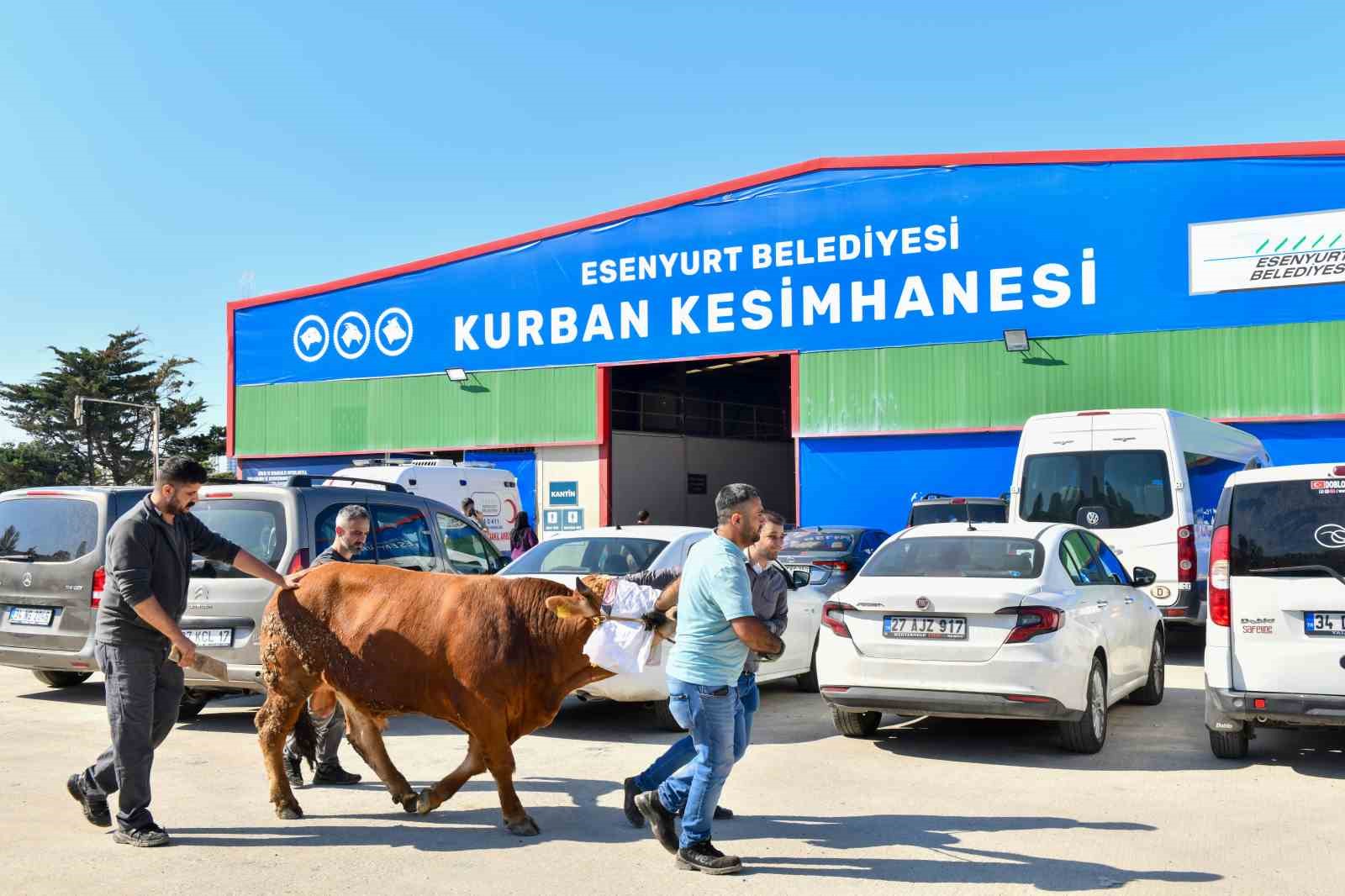 VATANDAŞLARIN KURBAN İBADETLERİNİ SAĞLIKLI BİR ORTAMDA YERİNE GETİREBİLMESİ İÇİN ÇALIŞMALARINI