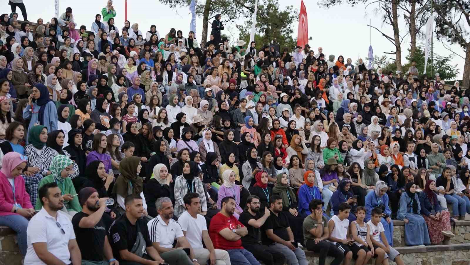 ESKİŞEHİR TÜGVA GENÇLERİ DOĞA KAMPINDA BULUŞTURUYOR