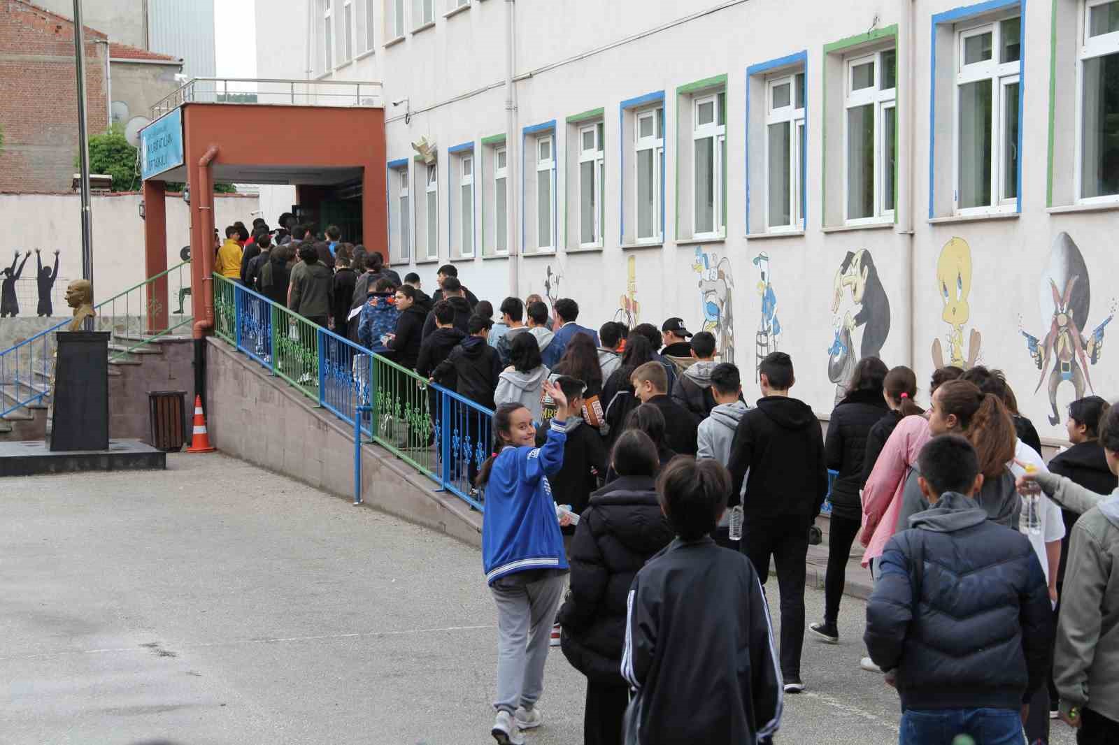 ESKİŞEHİR’DE LGS HEYECANI YAŞANDI