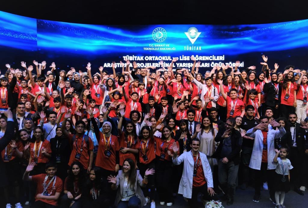 LİSE ÖĞRENCİLERİNİ TEMEL, SOSYAL ALANLARDA VE UYGULAMALI BİLİM ALANINDA ARAŞTIRMALAR