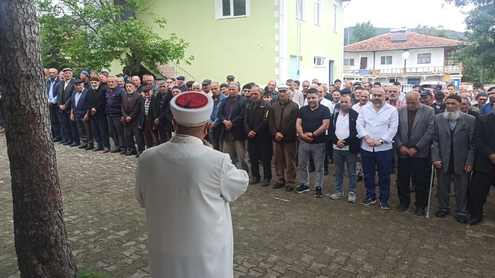 BOĞAZKALE İLÇESİ'NE BAĞLI EVCİ KÖYÜ’NDE 133. DÜZENLENEN GELENEKSEL NÖBETİ BABA