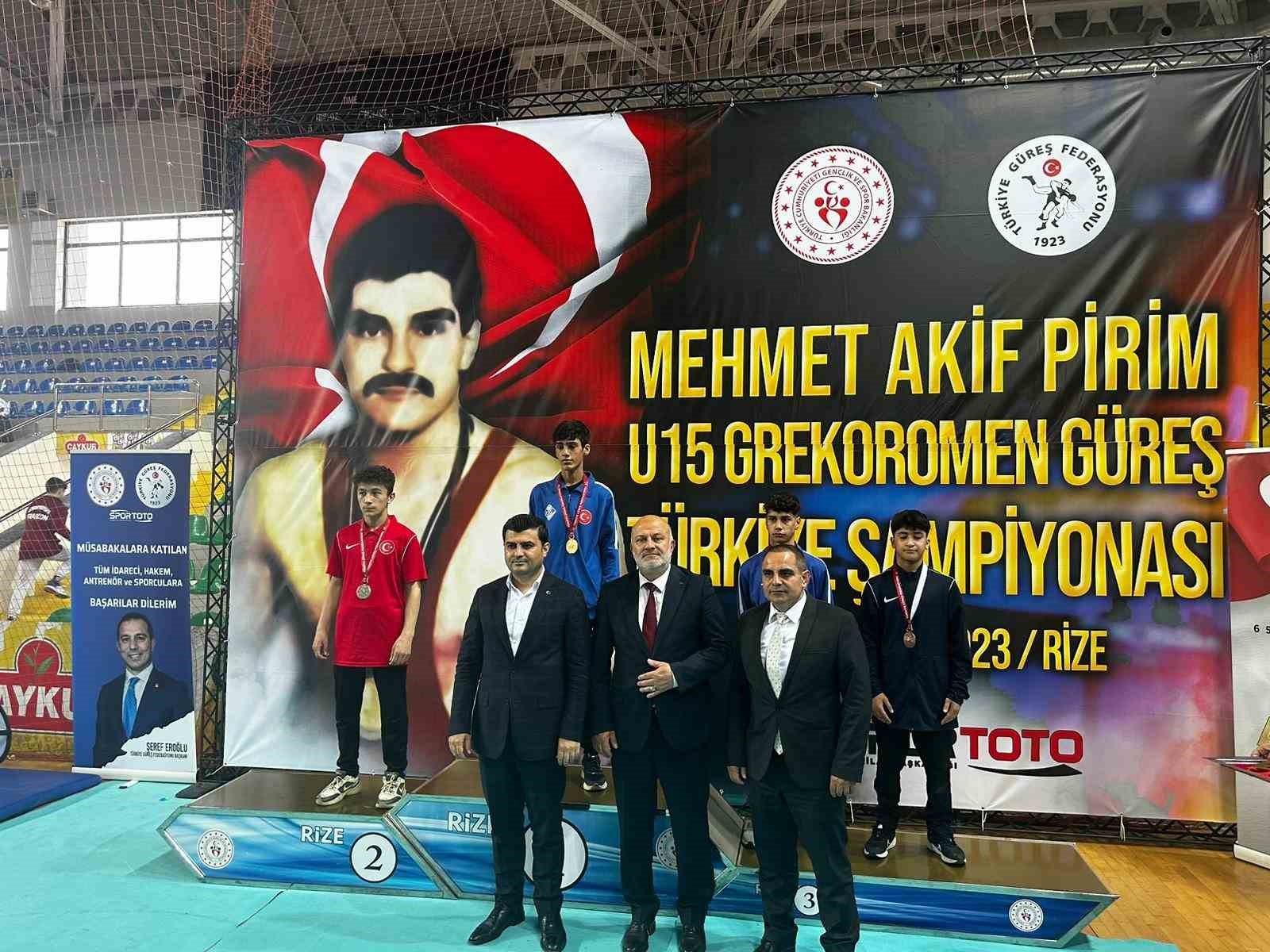 EYYÜBİYE’NİN BAŞARILI SPORCULARI AVRUPA ŞAMPİYONASINDA