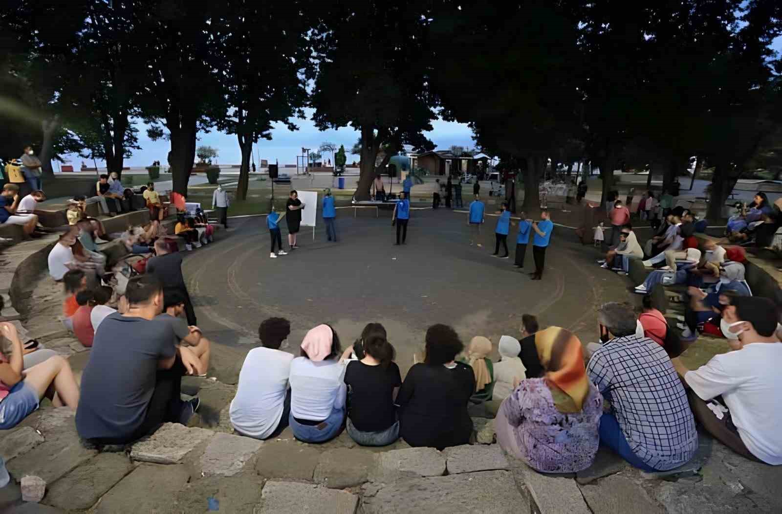 KÜLTÜR VE SOSYAL İŞLER MÜDÜRLÜĞÜ YAZ AYI SÜRESİNCE UZUNKUM PLAJI,