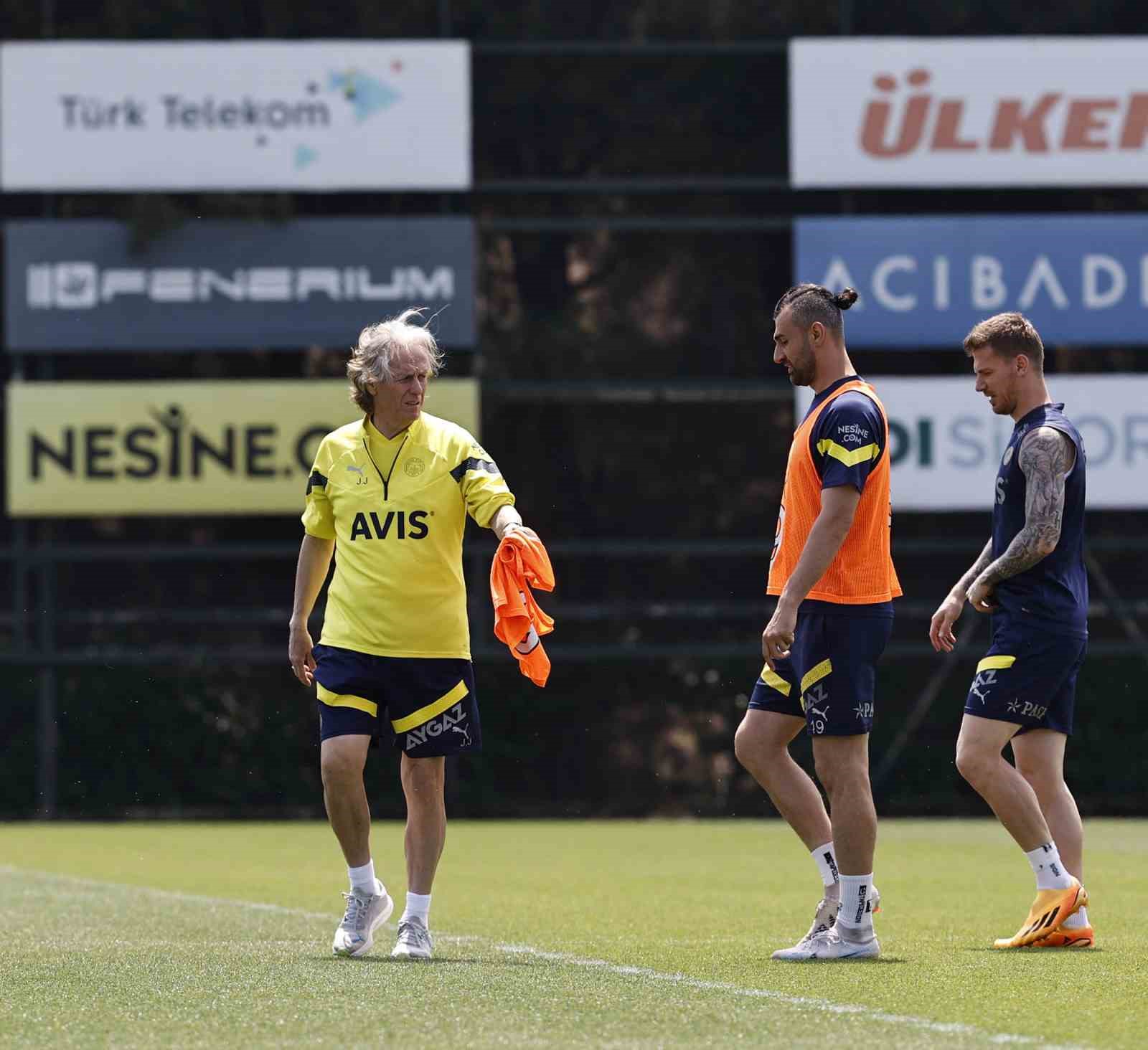 FENERBAHÇE, PAZAR GÜNÜ GÜRSEL AKSEL STADYUMU’NDA MEDİPOL BAŞAKŞEHİR İLE OYNAYACAĞI