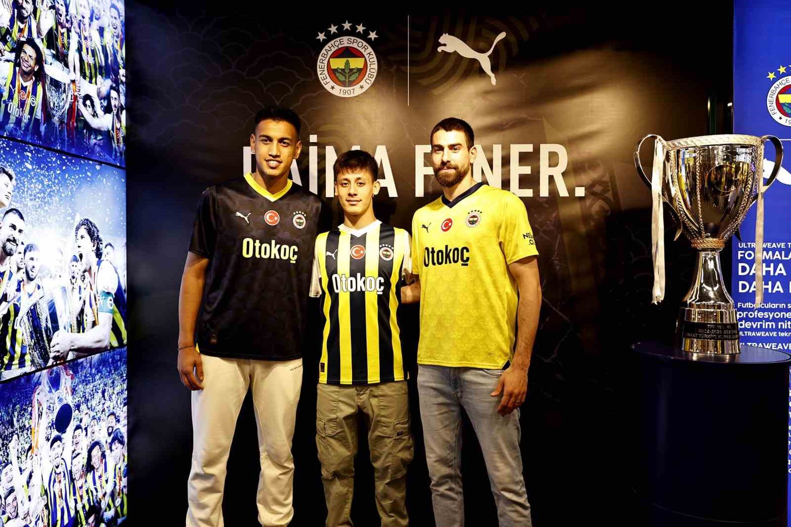 FENERBAHÇE FUTBOL TAKIMI’NIN 2023-2024 SEZONUNDA GİYECEĞİ FORMALARI, DÜZENLENEN LANSMAN İLE