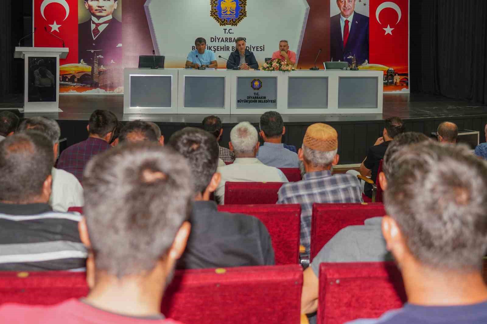 DİYARBAKIR BÜYÜKŞEHİR BELEDİYESİ, 2023 YILINDA KIRSAL İLÇELERDE BAŞLATTIĞI AŞILAMA ÇALIŞMALARINA