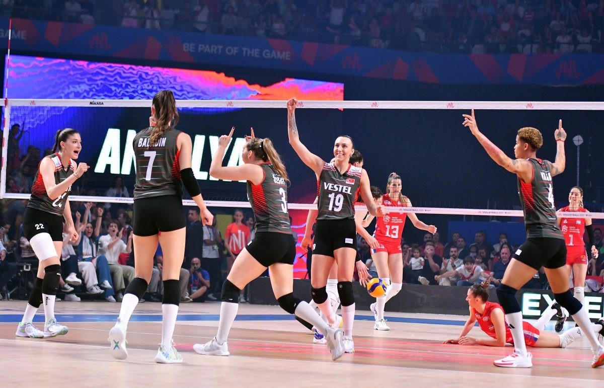 A MİLLİ KADIN VOLEYBOL TAKIMI, FIVB MİLLETLER LİGİ’NİN BEŞİNCİ MAÇINDA