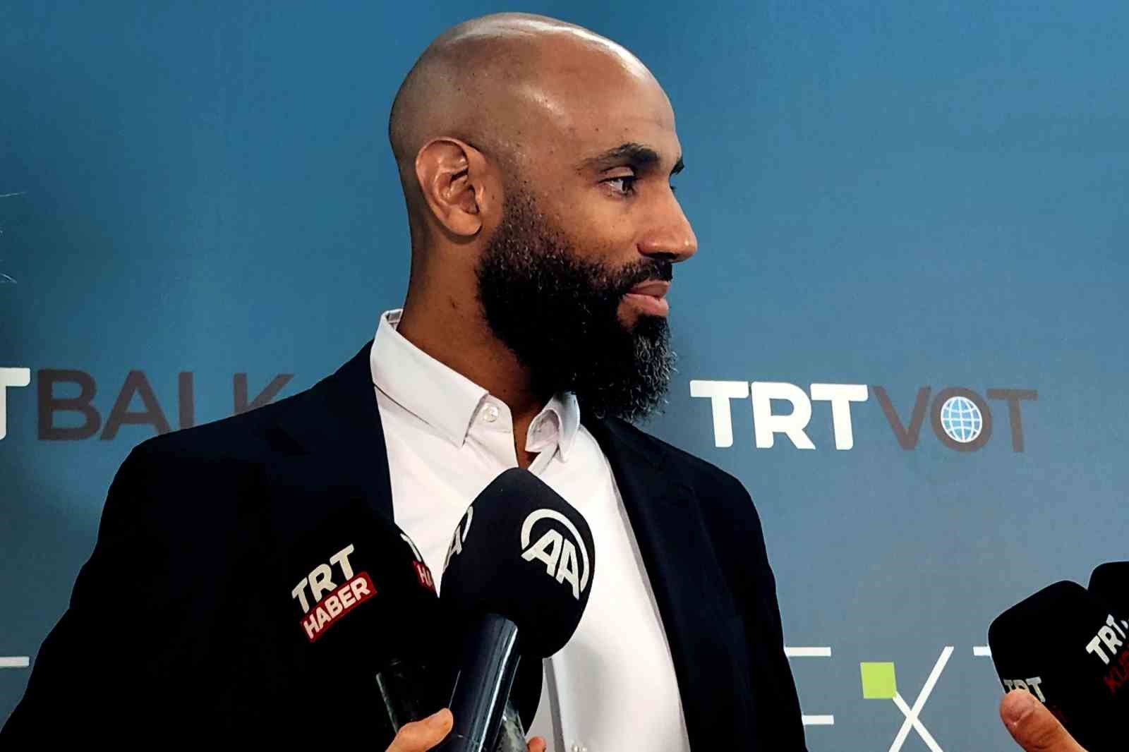 ESKİ YILDIZ FUTBOLCU FREDERİC KANOUTE, TÜRKİYE’DE FUTBOLA OLAN TUTKUDAN ÇOK
