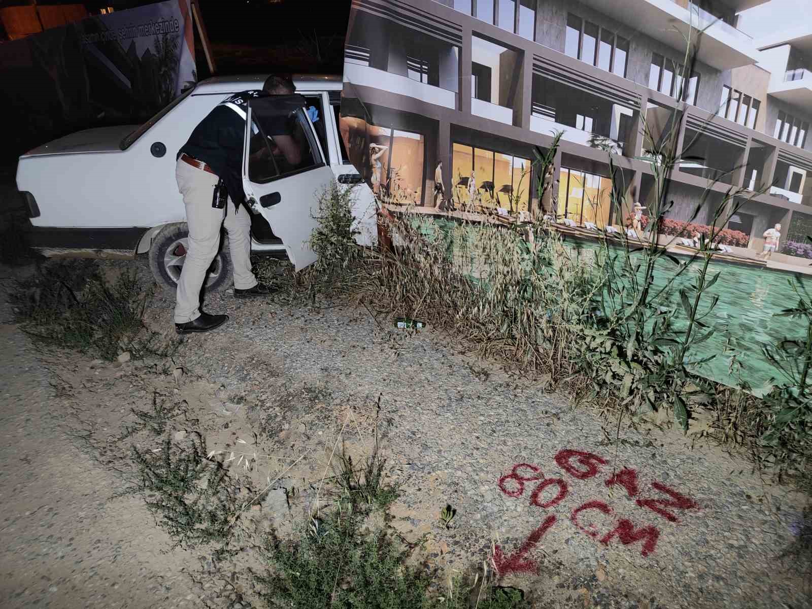 LPG'Lİ ÇALINTI OTOMOBİL, AZ KALSIN DOĞALGAZ HATTINA ÇARPIYORDU