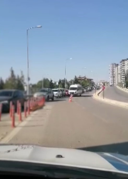 GAZİANTEP'TE, ŞERİT İHLALİ YAPAN ARAÇLARA YÖNELİK DENETİMLERDE 17 ARAÇ SÜRÜCÜSÜNE