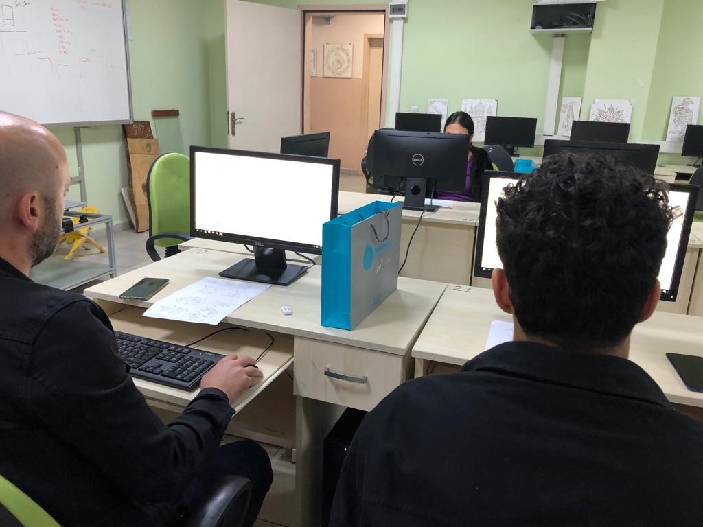 BAŞİSKELE'DE GENÇLERİN NİTELİKLİ ELEMAN OLARAK İSTİHDAMA KAZANDIRILMASI AMACIYLA BAŞİSKELE BELEDİYESİ