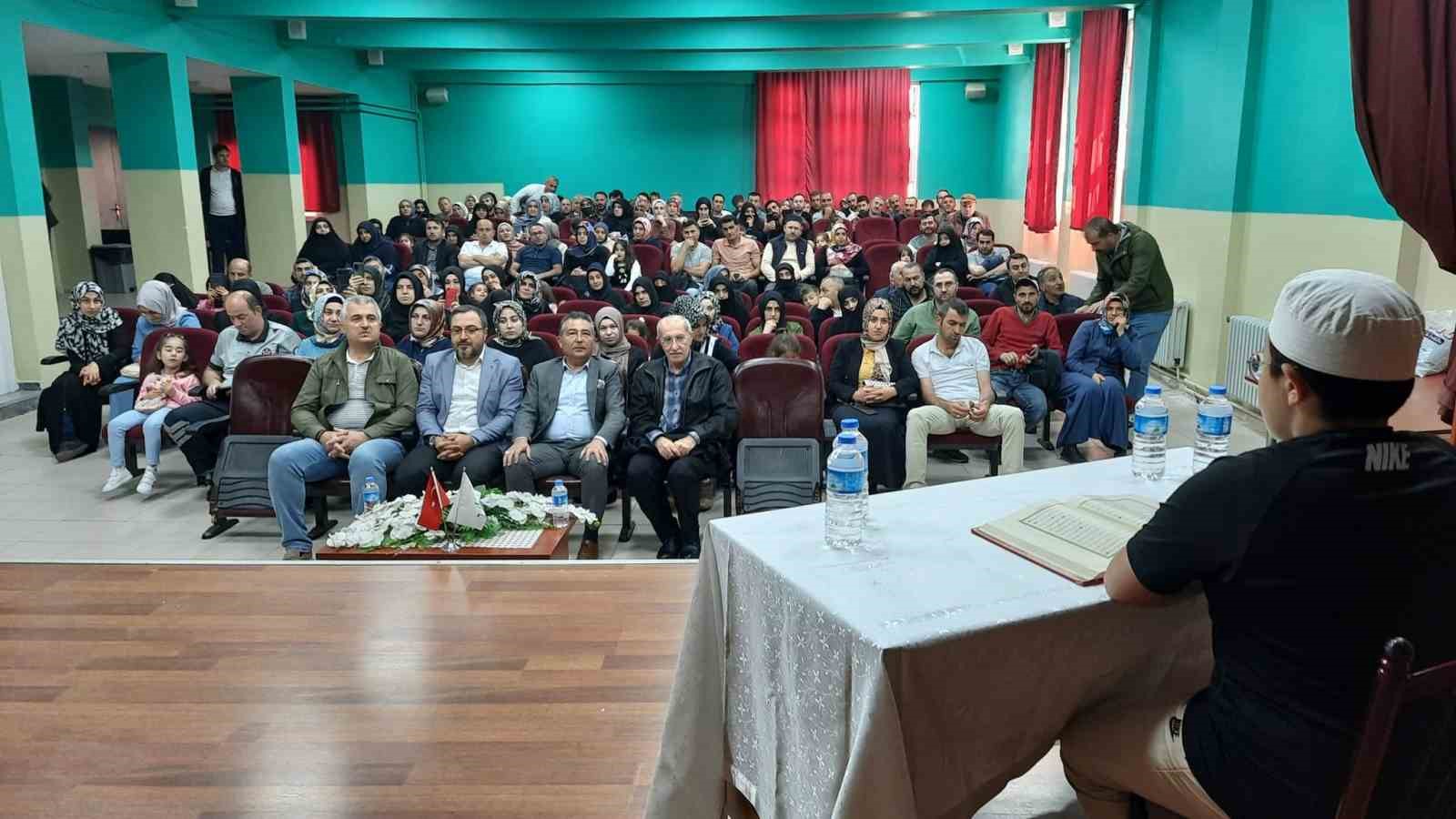 HAFIZLIK EĞİTİMİNE OLAN RAĞBET ARTARAK DEVAM EDİYOR