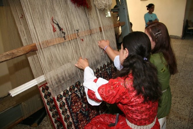 HER MOTİFİ AYRI BİR ANLAM TAŞIYAN HAKKARİ KİLİMİ, TÜRK PATENT