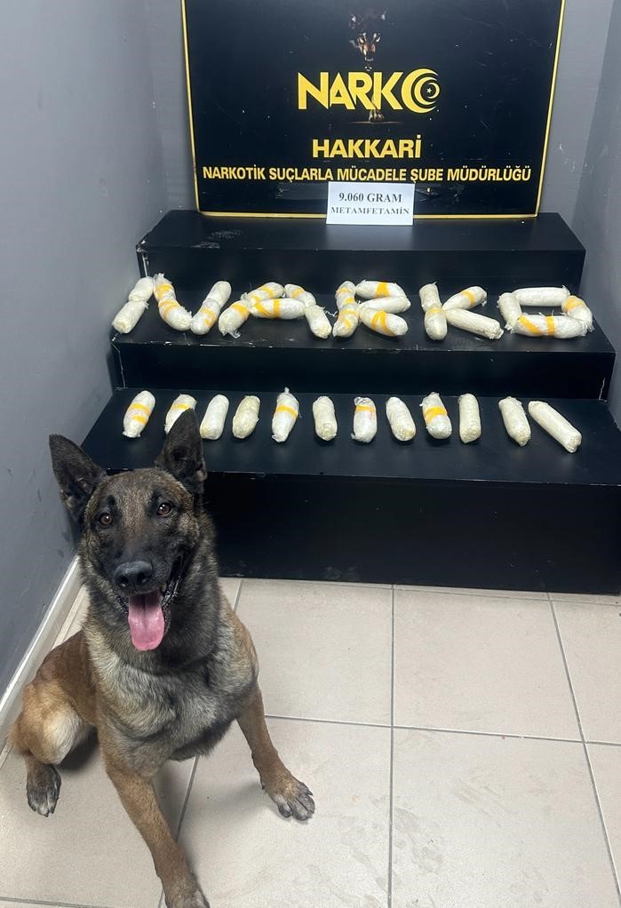 ARAMADA, 9 KİLO 60 GRAM METAMFETAMİN MADDESİ ELE GEÇİRİLDİ.