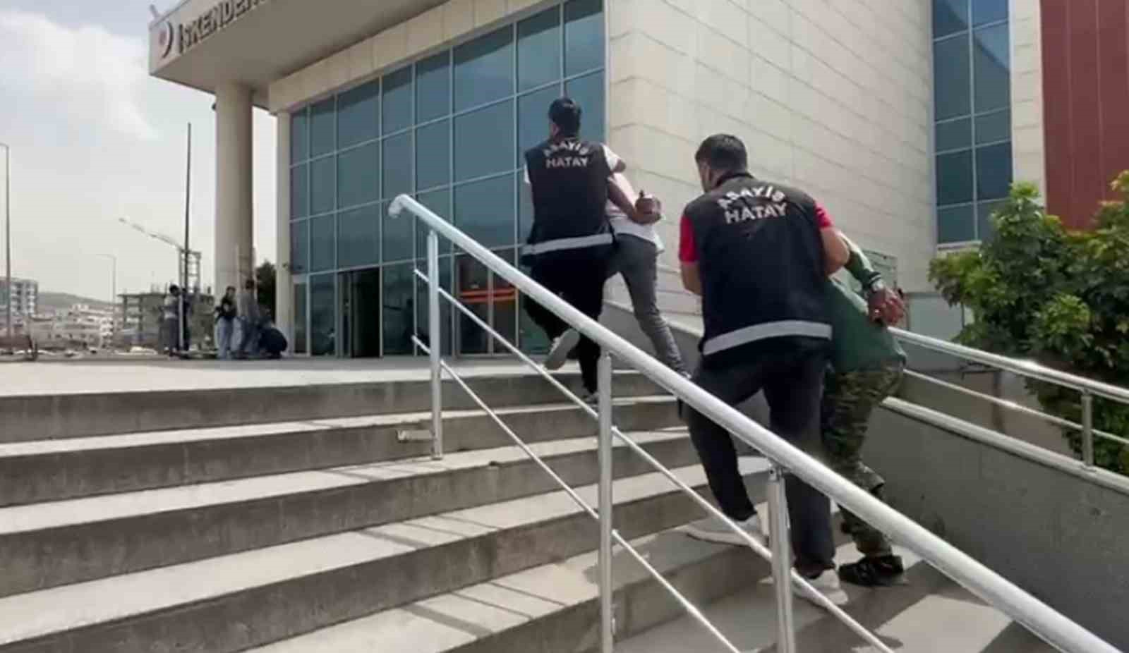 İSKENDERUN İLÇESİNDE EVDEN HIRSIZLIK OLAYINA KARIŞTIĞI TESPİT EDİLİP YAKALANAN 2