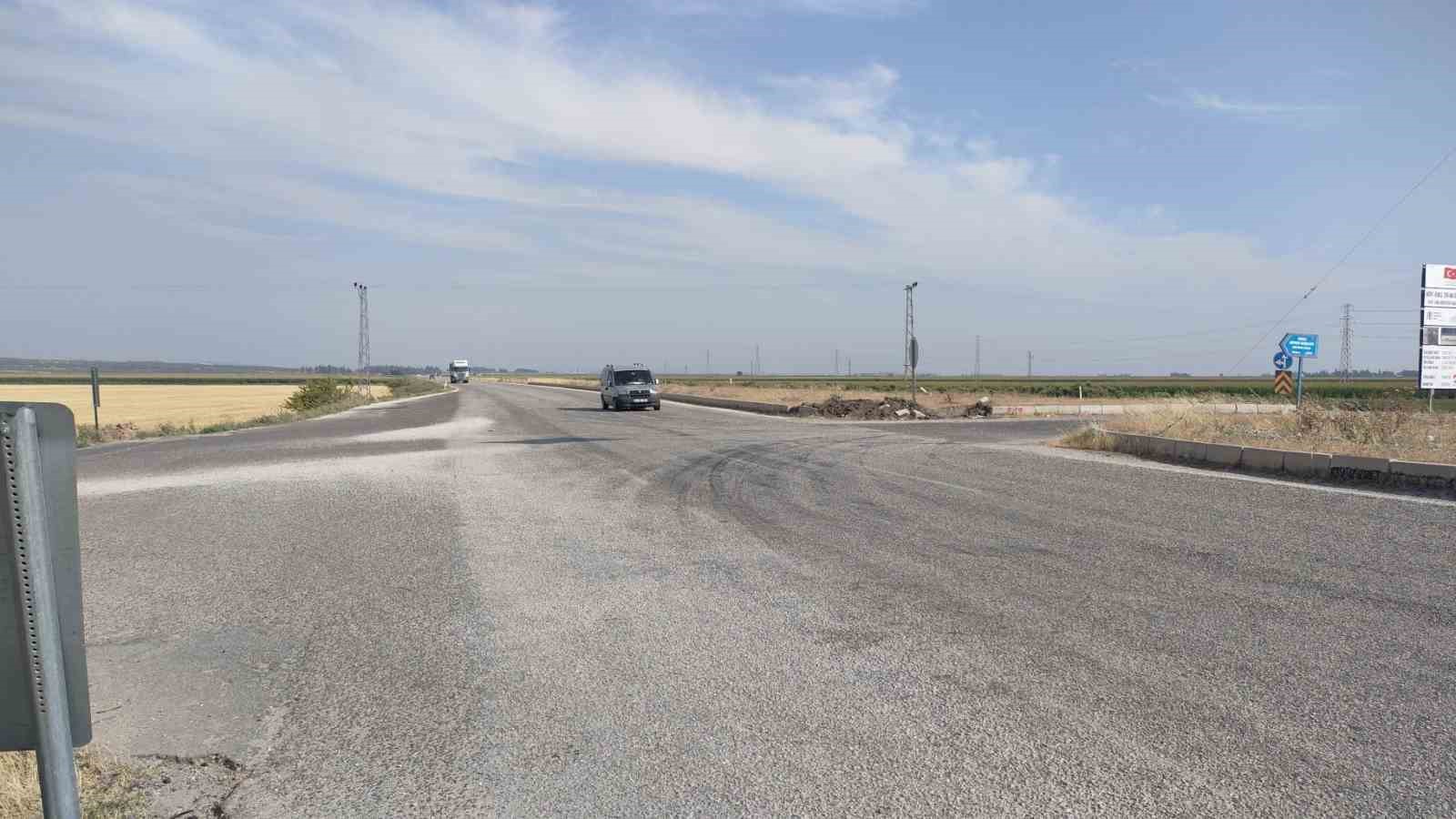 KAZA, KIRIKHAN'IN AKPINAR MAHALLESİ KAVŞAĞINDA MEYDANA GELDİ.