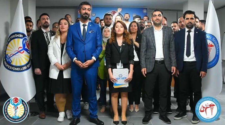 HEP-SEN ve Sağlık Çalışanları Sendikası birleşti HEMŞİRELER VE TÜM SAĞLIK PROFESYONELLERİ SENDİKASI (HEP-SEN) İLE SAĞLIK ÇALIŞANLARI