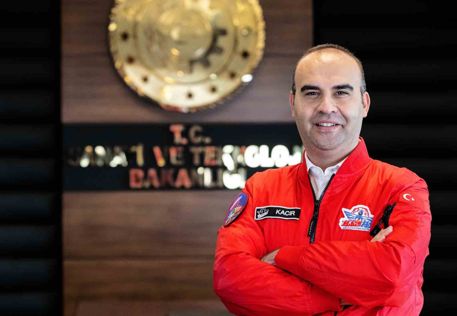 SANAYİ VE TEKNOLOJİ BAKANI MEHMET FATİH KACIR AÇIKLAMALARDA BULUNDU