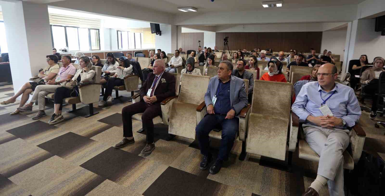 YENİMAHALLE BELEDİYESİ TARAFINDAN “İKLİME DİRENÇLİ ŞEHİRLER İÇİN YEŞİL ADIMLAR ÇALIŞTAYI”