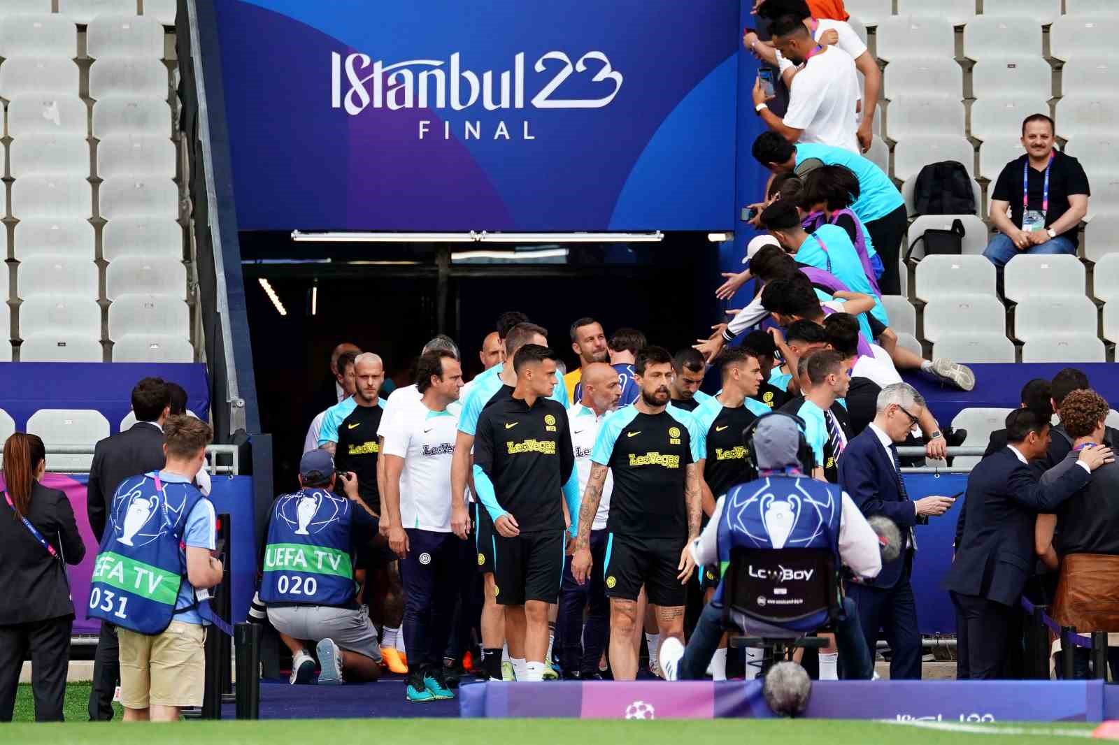 UEFA ŞAMPİYONLAR LİGİ FİNAL MAÇINDA MANCHSESTER CİTY İLE KARŞI KARŞIYA
