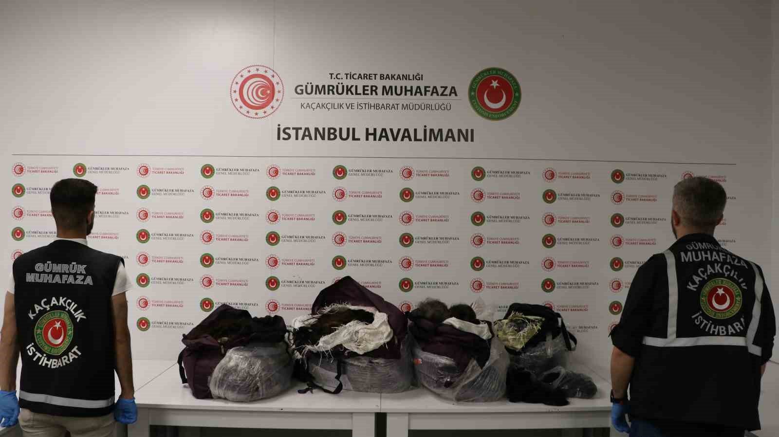 İSTANBUL HAVALİMANI’NDA 93 KİLO İNSAN SAÇI ELE GEÇİRİLDİ