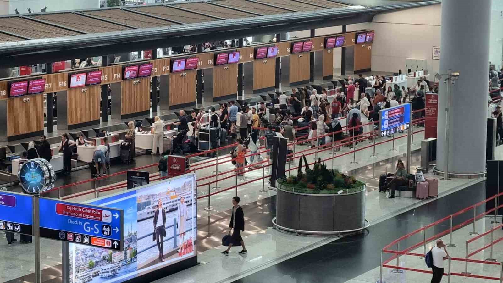 İGA İSTANBUL HAVALİMANI’NDA 9 GÜNLÜK KURBAN BAYRAM TATİLİ NEDENİYLE DÜN