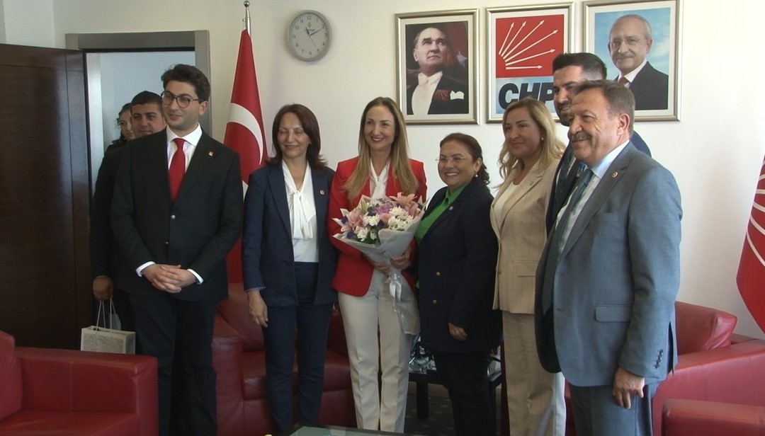 İYİ PARTİ HEYETİ, KURBAN BAYRAMI DOLAYISIYLA CUMHURİYET HALK PARTİSİ (CHP)