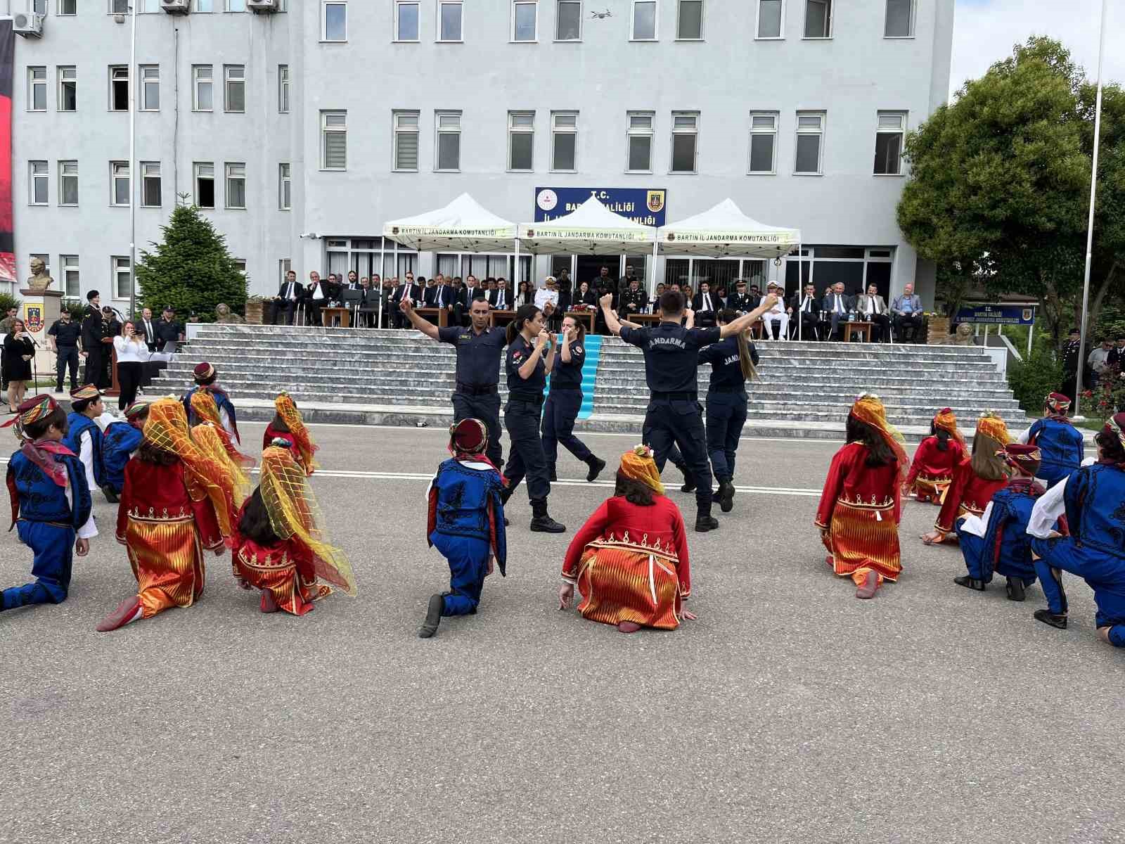 BARTIN’DA JANDARMA TEŞKİLATI'NIN KURULUŞUNUN 184’ÜNCÜ YILDÖNÜMÜ DÜZENLENEN TÖRENLE KUTLANDI.