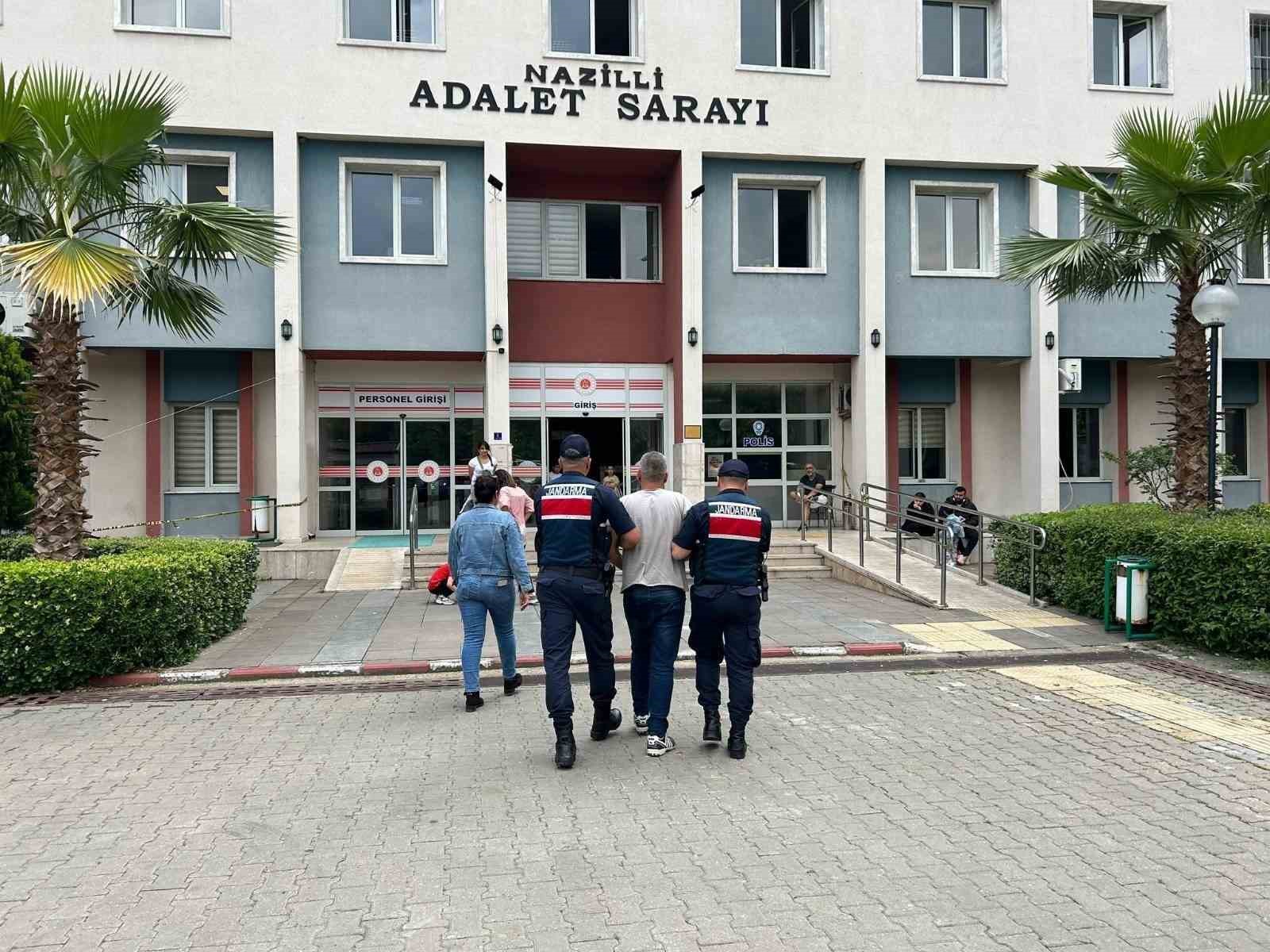 JANDARMA BEŞ AYDA 253 ARANAN ŞAHSI YAKALADI