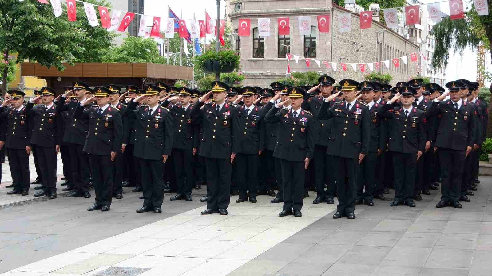 JANDARMA GENEL KOMUTANLIĞININ 184’ÜNCÜ KURULUŞ YILDÖNÜMÜ TRABZON’DA ÇEŞİTLİ ETKİNLİKLERLE KUTLANDI.