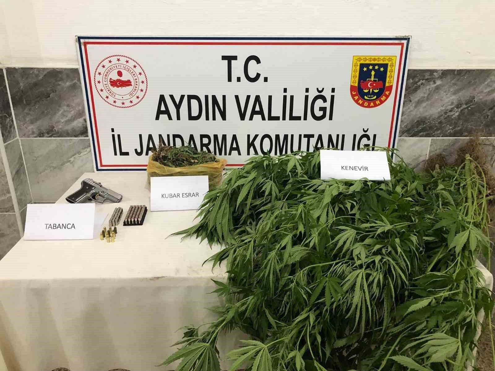 AYDIN (İHA) – AYDIN’IN EFELER İLÇESİNDE GERÇEKLEŞTİRİLEN UYUŞTURUCU OPERASYONUNDA 1
