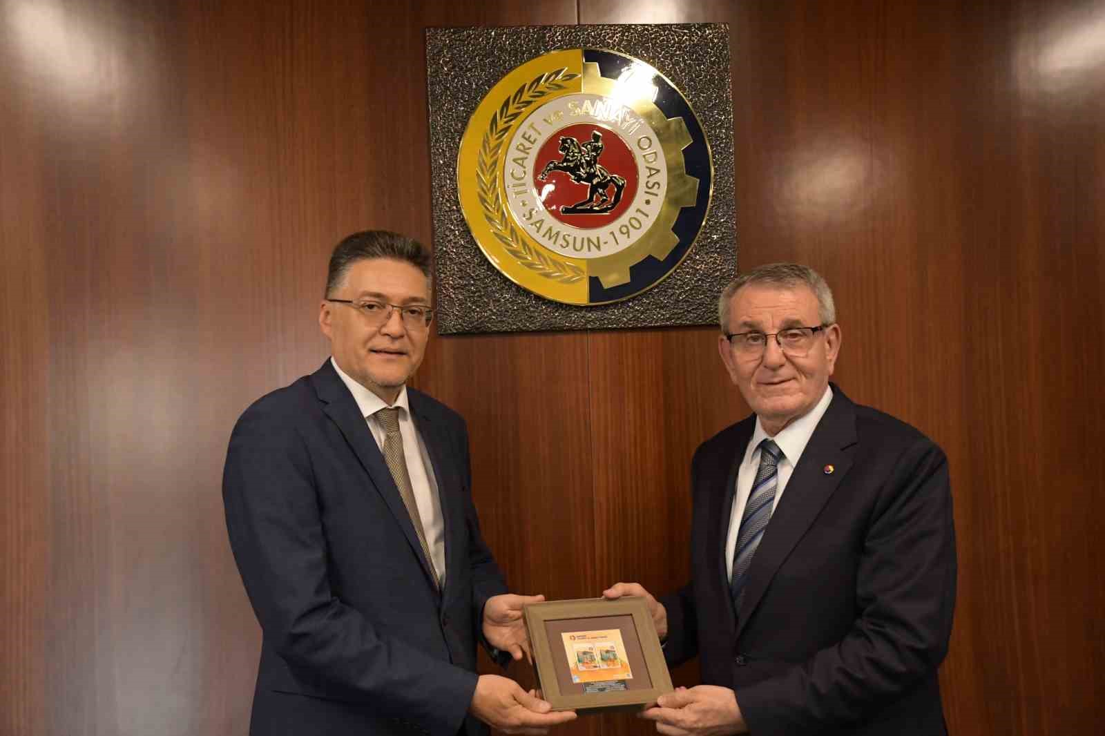 SOLDAKİ AB TÜRKİYE DELEGASYONU İLETİŞİM BÖLÜM BAŞKANI RAMUNAS JANUSAUSKAS,