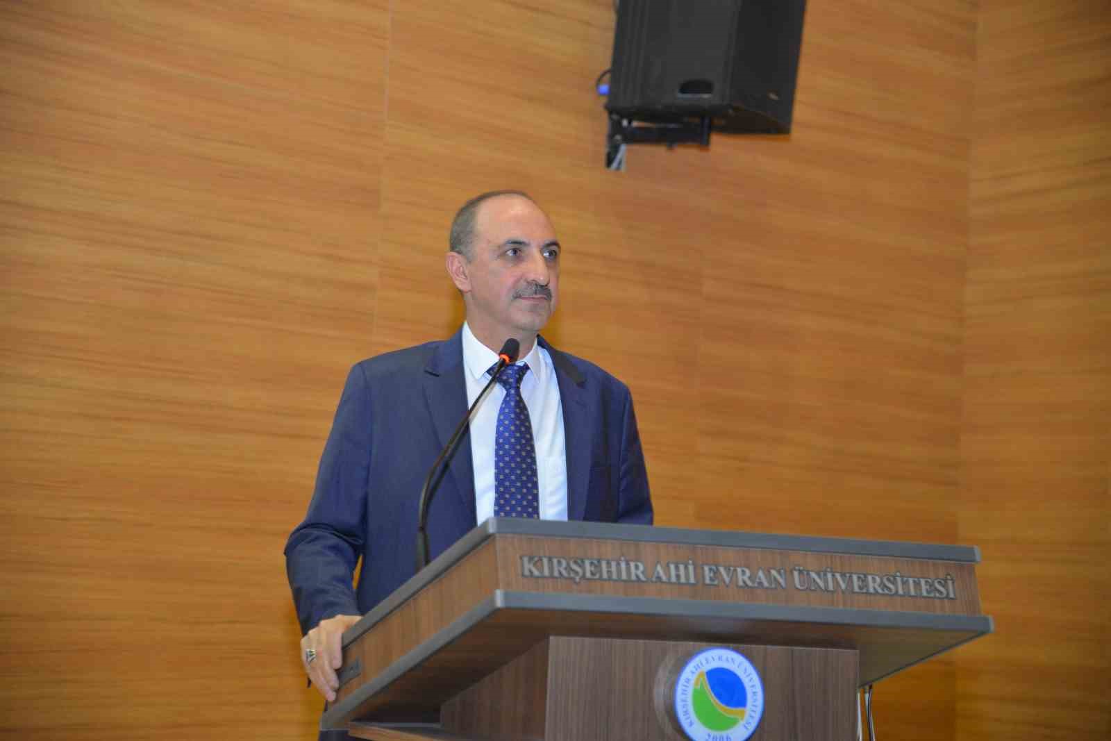 KIRŞEHİR AHİ EVRAN ÜNİVERSİTESİ REKTÖRÜ VATAN KARAKAYA