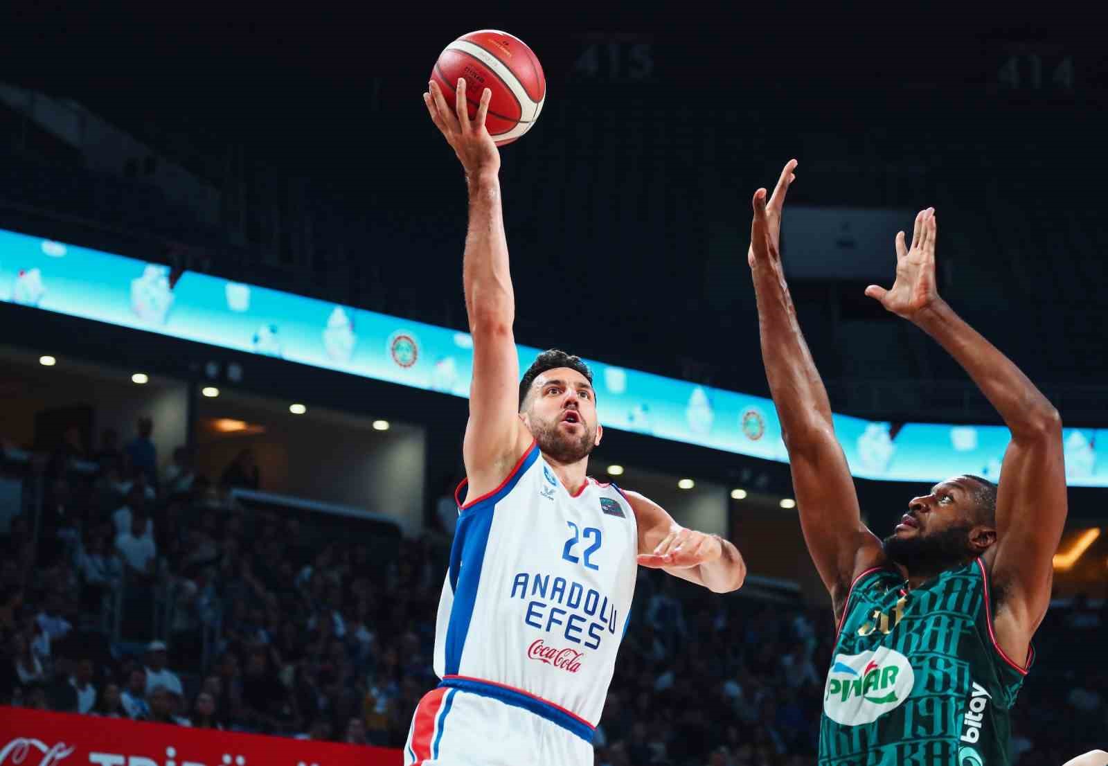 TÜRKİYE SİGORTA BASKETBOL SÜPER LİGİ FİNAL SERİSİNİN İLK İKİ MAÇINI