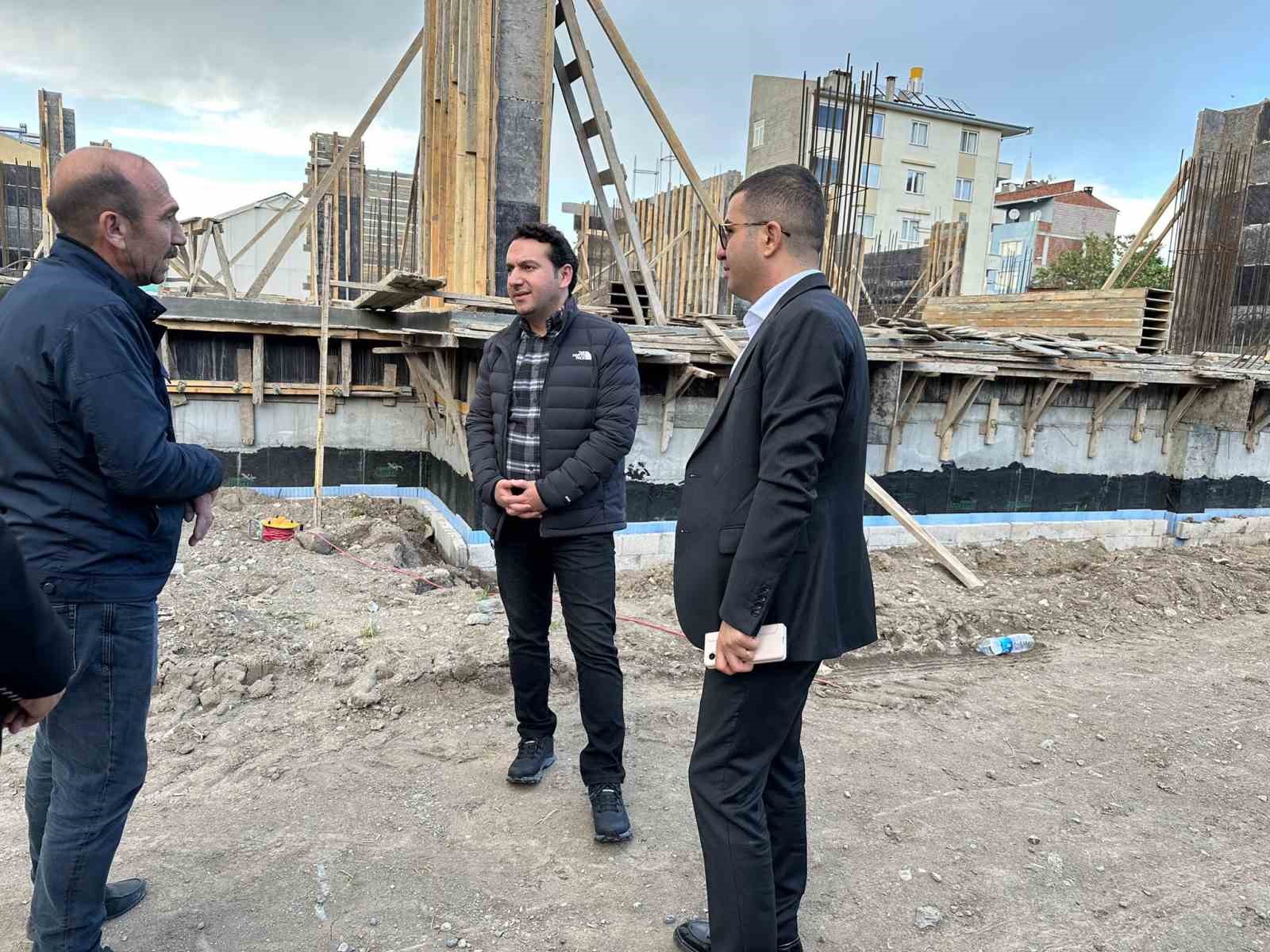 KAĞIZMAN HÜKÜMET KONAĞI’NIN YAPIMI DEVAM EDİYOR(KARS-İHA)