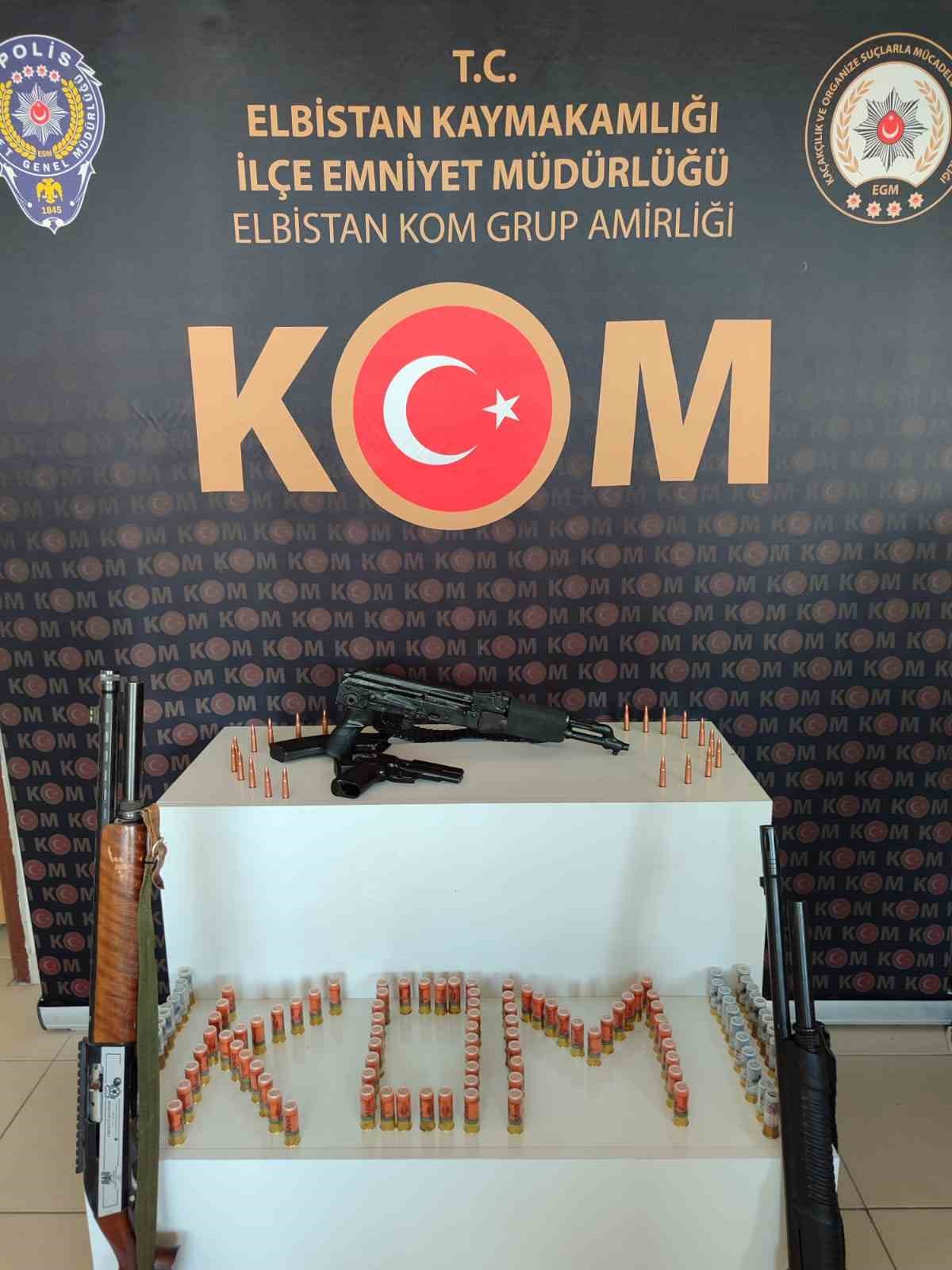 KAHRAMANMARAŞ’IN ELBİSTAN İLÇESİNDE, POLİS EKİPLERİNİN DÜZENLEDİĞİ OPERASYONDA KALAŞNİKOF MARKA UZUN