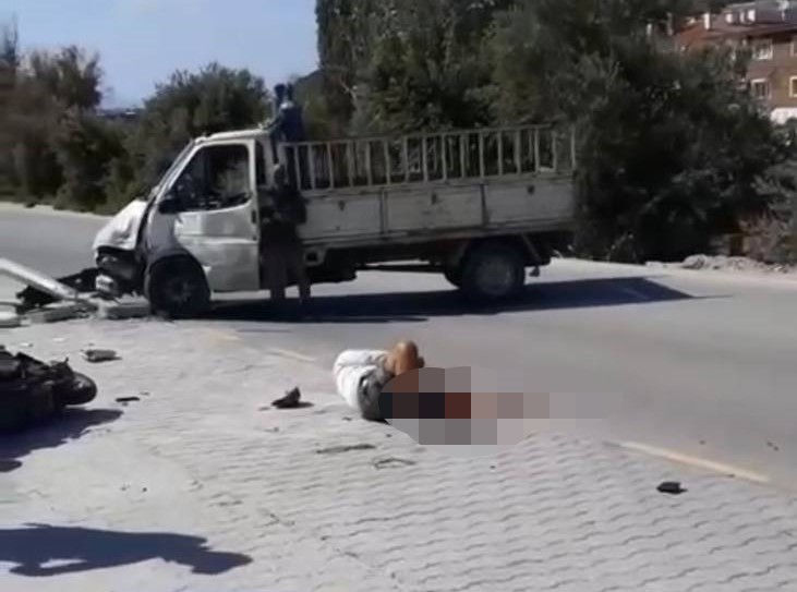 AYDIN’IN KUŞADASI İLÇESİNDE KAMYONET İLE MOTOSİKLETİN ÇARPIŞMASI SONUCU 1'İ AĞIR