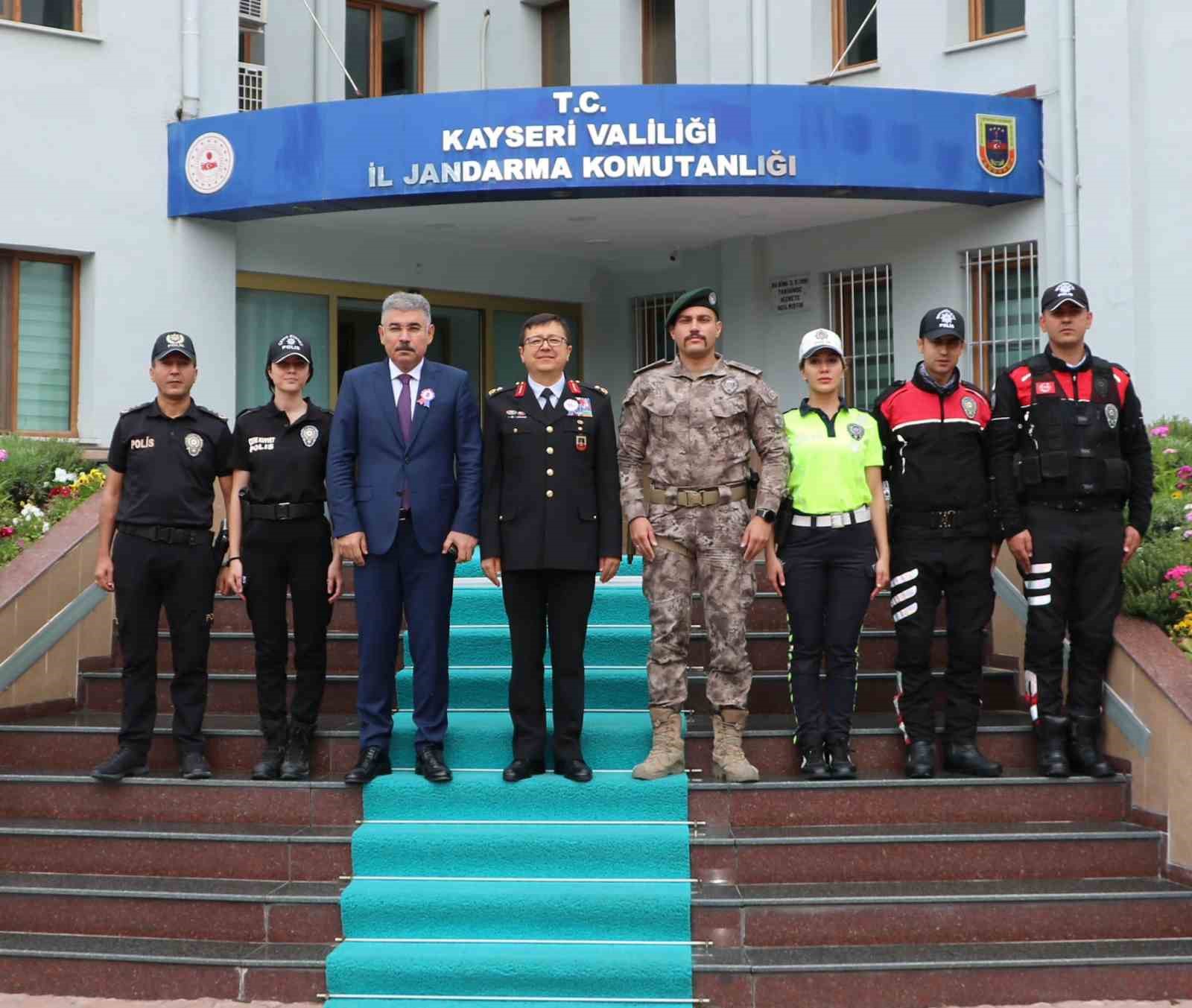 İL EMNİYET MÜDÜRÜ KAMİL KARABÖRK, JANDARMA TEŞKİLATI'NIN 184. KURULUŞ YILDÖNÜMÜ