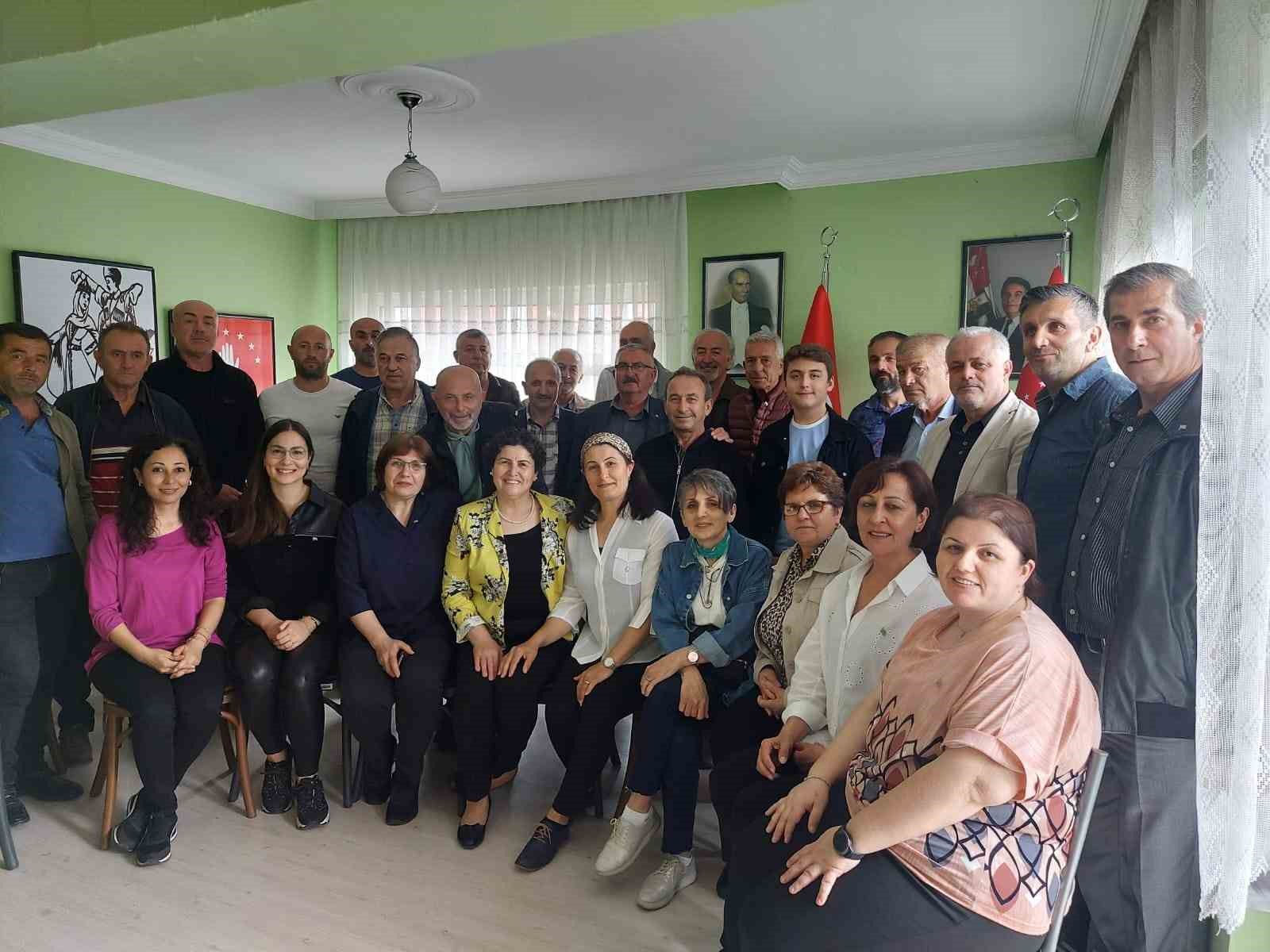 KARAELMAS ABHAZ DERNEĞİ’NİN 3. OLAĞAN GENEL KURULU DERNEK BİNASINDA GERÇEKLEŞTİRİLDİ.