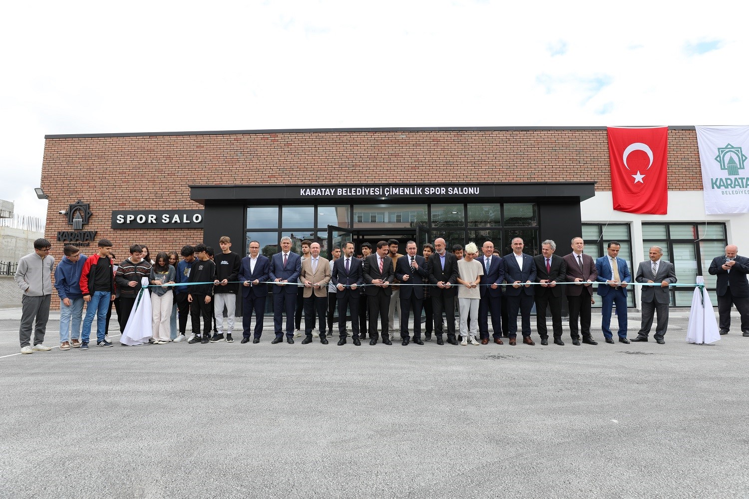 KONYA’NIN MERKEZ KARATAY İLÇESİNDEKİ SPOR TESİSLERİNİN SAYISINI ARTIRMAK VE VATANDAŞLARIN