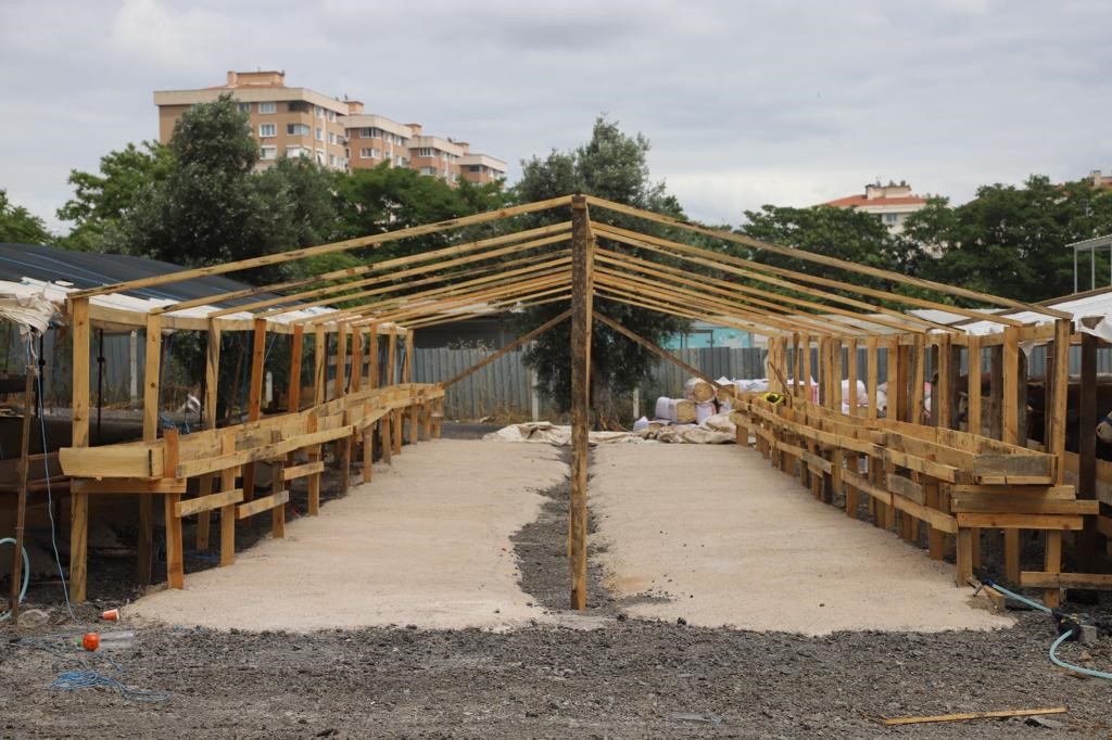 KURBAN BAYRAMI’NA SAYILI GÜNLER KALA KARTAL BELEDİYESİ, İLÇEDE KURULAN KURBAN