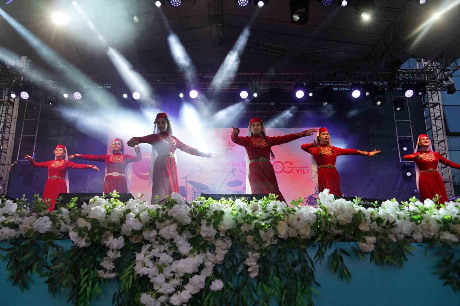 KASTAMONU BELEDİYESİ TARAFINDAN ORGANİZE EDİLEN TÜRK DÜNYASI GÜNLERİ ETKİNLİKLERİNİN AÇILIŞ